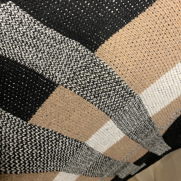 CHIC SOUL Cabin Cutie Cardigan/Poncho - Size XL - Picture 3 of 5